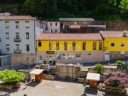 Prédio no Centro da Vila do Gerês