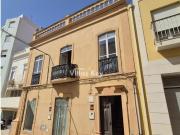 Prédio No Centro Histórico De Portimão Com Vista Para O...