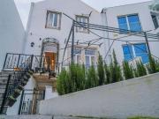 Charmoso prédio renovado no centro da Figueira da Foz,...