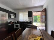 PRÉDIO RESIDENCIAL E COMERCIAL AO LADO DA AV. MAUÁ À...