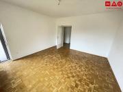 Preis Schnäppchen, Wohnung mit großer Loggia, 5...