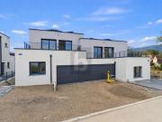 PREISHIT NEUBAU MIT ZWEI TERRASSEN UND GARTEN