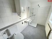 schnäppchen! super singlewohnung mit balkon, carport...