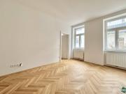 Preisreduktion: Stilvoll sanierte Altbau 2 Zimmerwohnung...