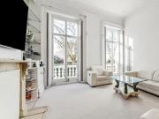 Premier Inn London Victoria, 82 83 Eccleston Square,...