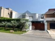 Premium 4 Bedroom Home In Cavalry Ground Extension