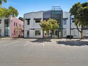 Premium Dual Income Commercial Investment in Port...