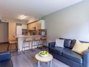 Premium Ensuite E Has an Apartment