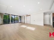 Premium Living in Nedlands Like NEW 3 Bedroom Luxury Home