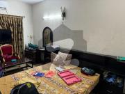 Premium Location Corner House Ideal Location For...