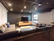 Premium Plus 2 Bed Apartment B Has an Apartment