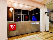 Premium Plus Q Has an Apartment