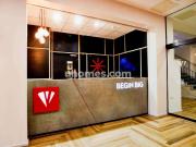 Premium Plus R Has an Apartment