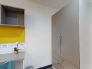 Premium Studio with Courtyard, Opto. 1 bed in a flat...