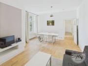 Prenzlauer Berg: freundliche 2 Zi Wohnung mit Balkon