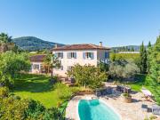 Près de Hyères, à 20 min des plages, une maison...