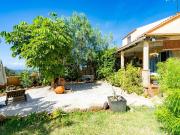 Presentamos esta encantadora propiedad ubicada en una...