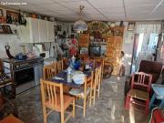 Presentamos esta increíble parcela que incluye una casa...