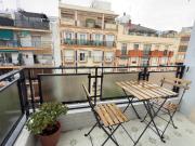 Presentamos este atractivo piso reformado ubicado en...