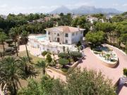 Preciosa mansión con piscina en venta en Altea 2147m² Altea