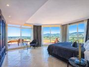 Presentamos una propiedad verdaderamente singular: dos...