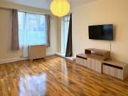 Presenting a refurbished flat to rent, Westminster