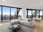 Prestige Penthouse with Iconic Views in Melbourne's...