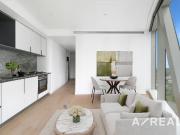 Prestige & sophistication in West Side Place