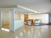 Prestigevoller Büroraum von 170 m2 zu vermieten...