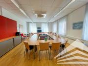 Prestigevoller Büroraum von 200 m2 zu vermieten...