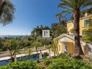 Maison de 5 chambres de luxe en vente à Nice, France