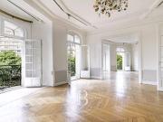 Prestigieux appartement en vente Motte Picquet,...