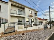 Casa de 240 m² à venda Almada, Setúbal