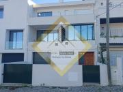Prestigiosa casa de 192 m² à venda Gondomar, Porto