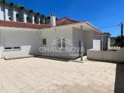 Prestigiosa casa de 204 m² à venda Rio Tinto, Portugal