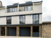 Prestigiosa casa de 220 m² à venda Valongo, Porto