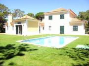 Prestigiosa casa de 260 m² para alugar Quinta da Marinha...