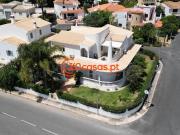 Prestigiosa casa de 325 m² à venda Gambelas, Faro