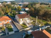 Prestigiosa casa de 348 m² à venda Braga