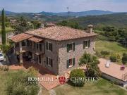 Prestigiosa casa di 330 mq in vendita Caprese...