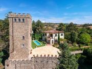 Prestigiosa tenuta con Torre vicino Firenze 430m² Firenze