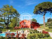 Prestigiosa villa di 1000 mq in vendita...