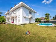 Prestigiosa villa di 1200 mq in vendita Lainate, Lombardia