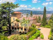 Prestigiosa villa di 1300 mq in vendita Firenze, Italia