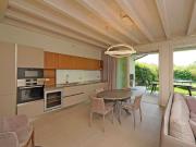 Prestigiosa villa di 136 mq in vendita via Benaco,...