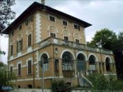 Prestigiosa villa di 1500 mq in vendita via donati 18,...