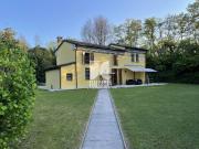 Prestigiosa villa di 153 mq in vendita, Via Eugenio...