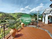 Prestigiosa villa di 164 mq in vendita, Via Crescia 23,...
