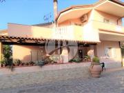 Prestigiosa villa di 165 mq in vendita, Ricadi, Italia