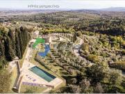 Prestigiosa villa di 1950 mq in vendita s.s. 73 senese...